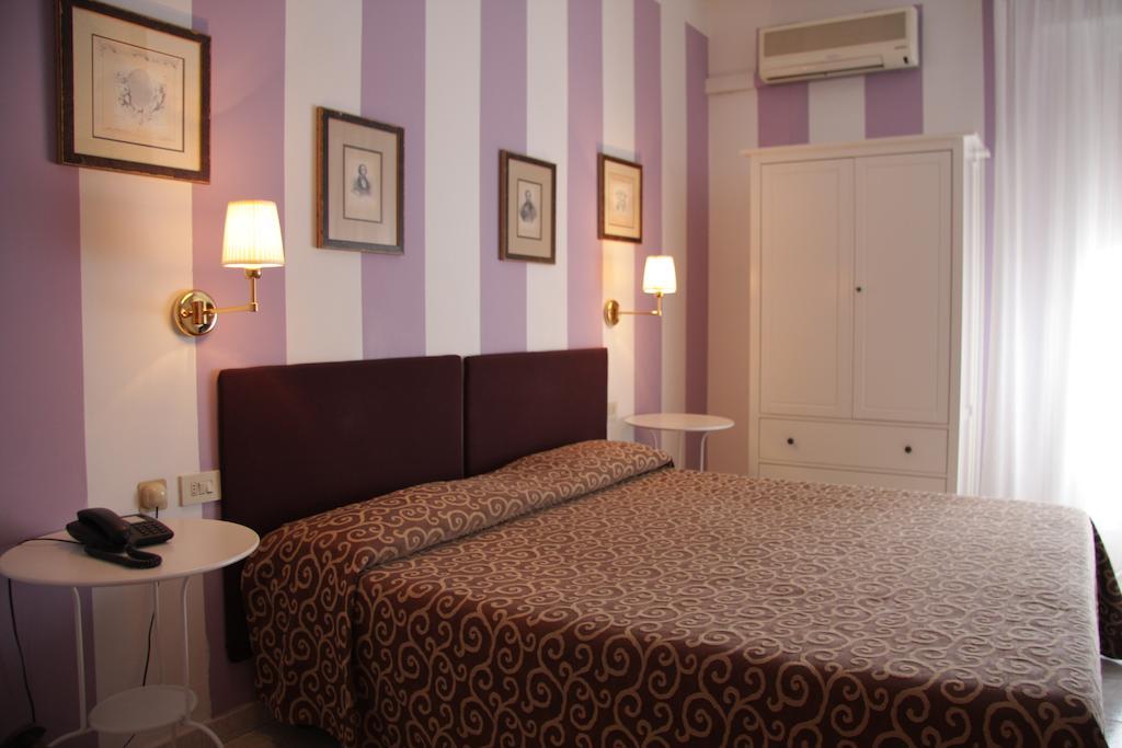 Hotel Alex Florence Buitenkant foto
